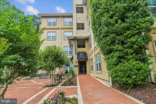 11750 Old Georgetown, North Bethesda, MD 20852 - Photo 31