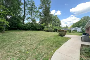 10001 Woodhill Rd, Bethesda, MD 20817 - Photo 29