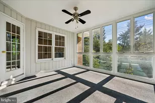 5717 Brewer House Cir, North Bethesda, MD 20852 - Photo 21