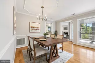 5717 Brewer House Cir, North Bethesda, MD 20852 - Photo 9