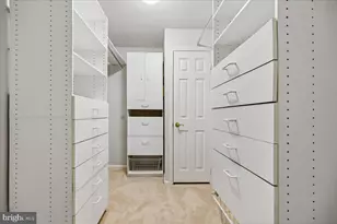 5717 Brewer House Cir, North Bethesda, MD 20852 - Photo 25