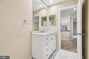 14226 Floral Park Dr, North Potomac, MD 20878 - Photo 51