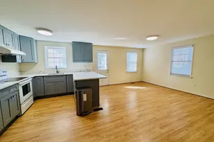 12146 Bentridge Pl, Potomac, MD 20854 - Photo 9