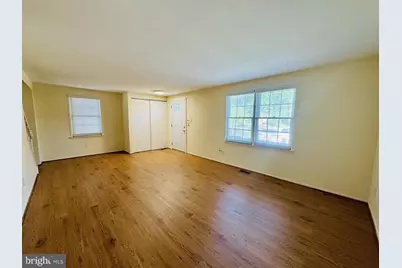 12146 Bentridge Place, Potomac, MD 20854 - Photo 5