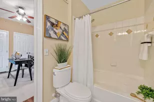 501 Hungerford Dr, Rockville, MD 20850 - Photo 17