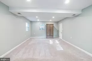 6704 Buttermere Ln, Bethesda, MD 20817 - Photo 13