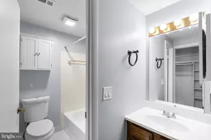 18050 Chalet Dr, Germantown, MD 20874 - Photo 23
