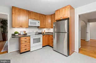 20610 Plum Creek Ct, Gaithersburg, MD 20882 - Photo 17