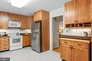20610 Plum Creek Ct, Gaithersburg, MD 20882 - Photo 19