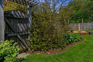 20610 Plum Creek Ct, Gaithersburg, MD 20882 - Photo 79
