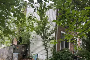 19037 Partridge Wood Dr, Germantown, MD 20874 - Photo 3