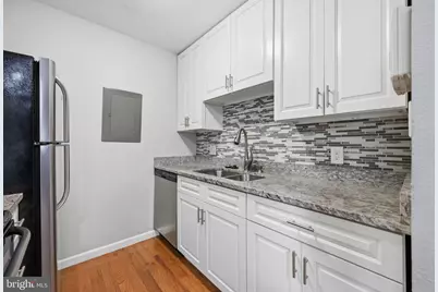 10703 Hampton Mill Terrace #100, Rockville, MD 20852 - Photo 5
