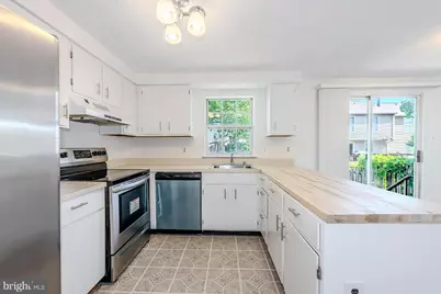 18313 Ivy Oak Terrace, Gaithersburg, MD 20877 - Photo 9