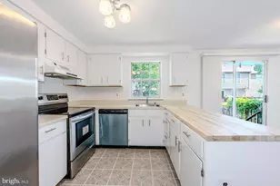 18313 Ivy Oak Terrace, Gaithersburg, MD 20877 - Photo 9