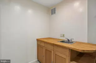 2459 McCormick Rd, Rockville, MD 20850 - Photo 39