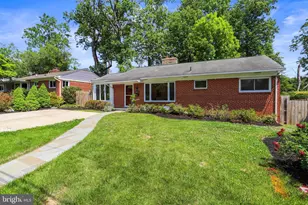 8417 Farrell Dr, Chevy Chase, MD 20815 - Photo 3