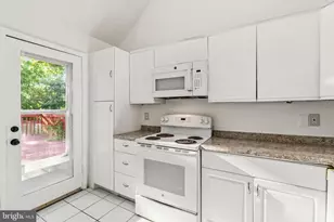 13209 Ardennes Ave, Rockville, MD 20851 - Photo 11