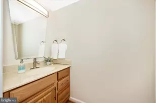 18507 Eagles Roost Dr, Germantown, MD 20874 - Photo 13