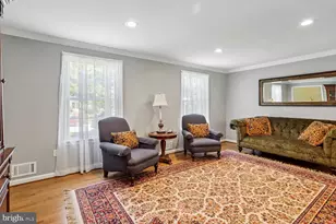 12007 Titian Way, Potomac, MD 20854 - Photo 9