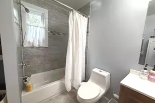 2921 Kingswell Ct, Silver Spring, MD 20902 - Photo 15