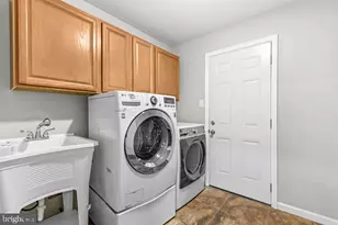 9712 Hill St, Kensington, MD 20895 - Photo 15