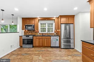 9712 Hill St, Kensington, MD 20895 - Photo 5