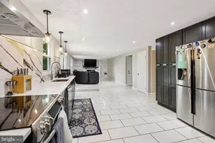 18808 Cross Country Ln, Gaithersburg, MD 20879 - Photo 15