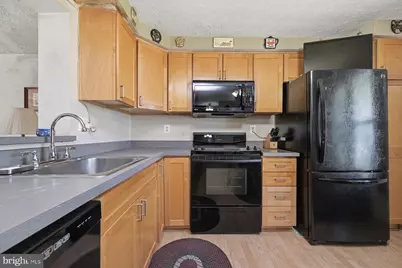 14219 Ballinger Terrace, Burtonsville, MD 20866 - Photo 5