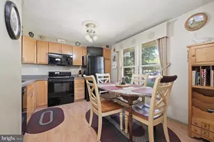 14219 Ballinger Terrace, Burtonsville, MD 20866 - Photo 3