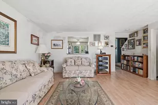 14219 Ballinger Terrace, Burtonsville, MD 20866 - Photo 9