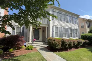 406 Cork Tree Ln, Rockville, MD 20850 - Photo 3