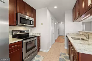 18933 Ferry Landing Cir, Germantown, MD 20874 - Photo 13