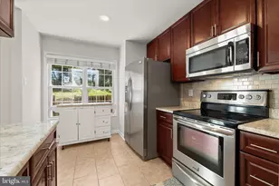 18933 Ferry Landing Cir, Germantown, MD 20874 - Photo 11