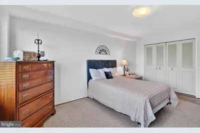 10201 Grosvenor Place #720, Rockville, MD 20852 - Photo 13