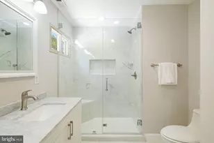 10240 Colebrook Ave, Potomac, MD 20854 - Photo 25