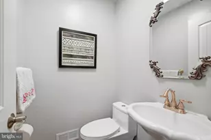 10240 Colebrook Ave, Potomac, MD 20854 - Photo 21