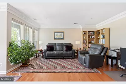 214 Fallsgrove Boulevard #12, Rockville, MD 20850 - Photo 11