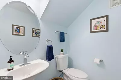 214 Fallsgrove Boulevard #12, Rockville, MD 20850 - Photo 15