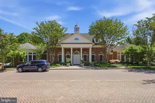 214 Fallsgrove Blvd, Rockville, MD 20850 - Photo 27