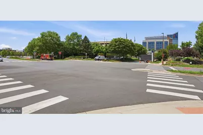 214 Fallsgrove Boulevard #12, Rockville, MD 20850 - Photo 35