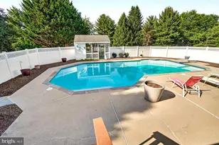 19629 Selby Ave, Poolesville, MD 20837 - Photo 9