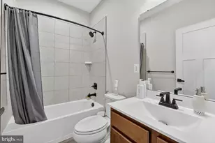 9599 Tall Oaks Rd, Montgomery Village, MD 20886 - Photo 27