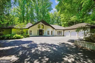 9100 Aldershot Dr, Bethesda, MD 20817 - Photo 1