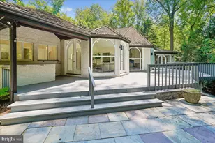 9100 Aldershot Dr, Bethesda, MD 20817 - Photo 47