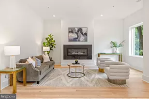 8609 Woodbrook Ln, Chevy Chase, MD 20815 - Photo 3