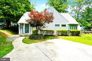 5915 Halsey Rd, Rockville, MD 20851 - Photo 1