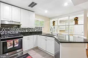5915 Halsey Rd, Rockville, MD 20851 - Photo 5