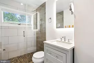 5915 Halsey Rd, Rockville, MD 20851 - Photo 23