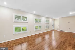 5915 Halsey Rd, Rockville, MD 20851 - Photo 9