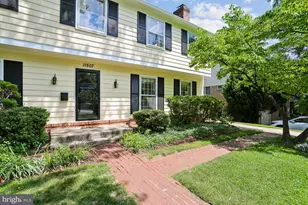 11507 Farmland Dr, Rockville, MD 20852 - Photo 69